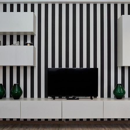 Unique Hotel Apartments Yaş Dış mekan fotoğraf