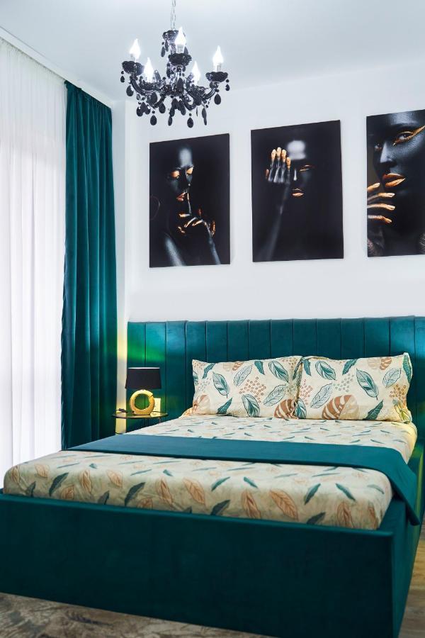 Unique Hotel Apartments Yaş Dış mekan fotoğraf