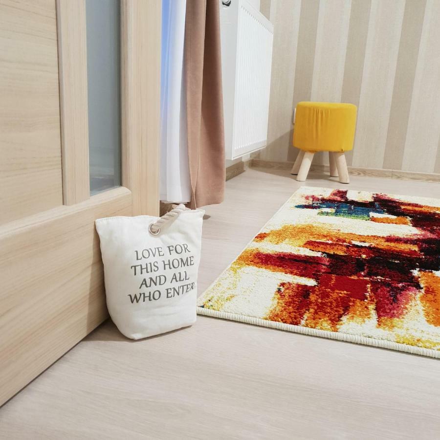 Unique Hotel Apartments Yaş Dış mekan fotoğraf