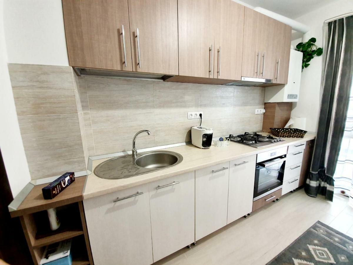 Unique Hotel Apartments Yaş Dış mekan fotoğraf